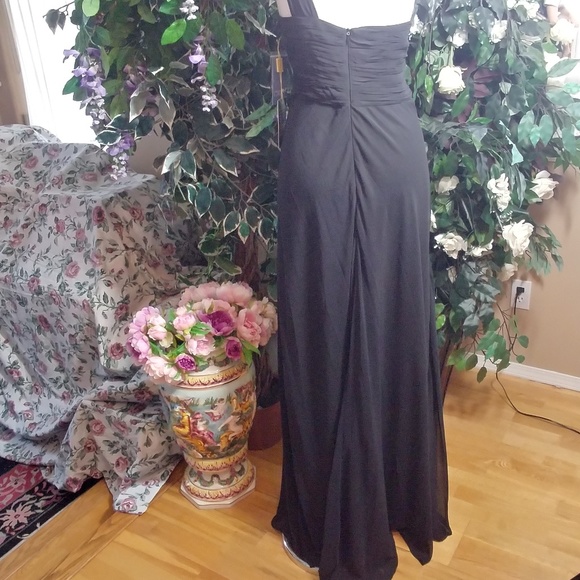 ELEGANT BLACK DINNER GOWN WITH BEADS/SEQUINS  SZ L - Picture 3 of 6